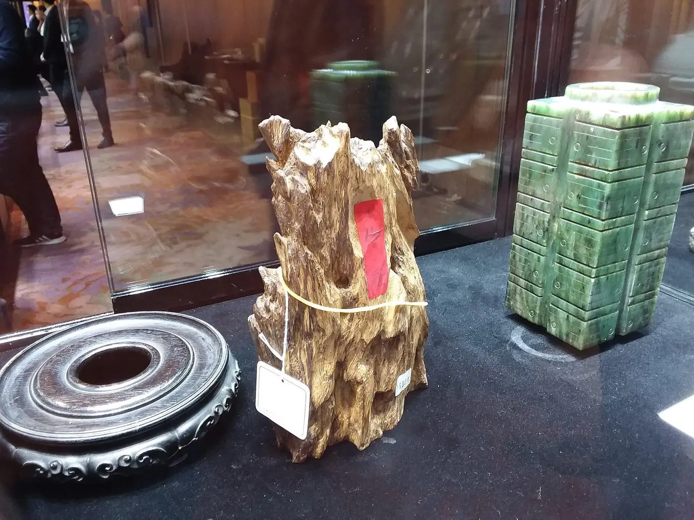 HK WC 灣仔北 Wan Chai North 萬麗海景酒店 Renaissance Harbour View Hotel preview exhibit item 日本橫濱國際拍賣 Japan Yokohama Auction Nov 2018 SSG 37 Agarwood 沈香木