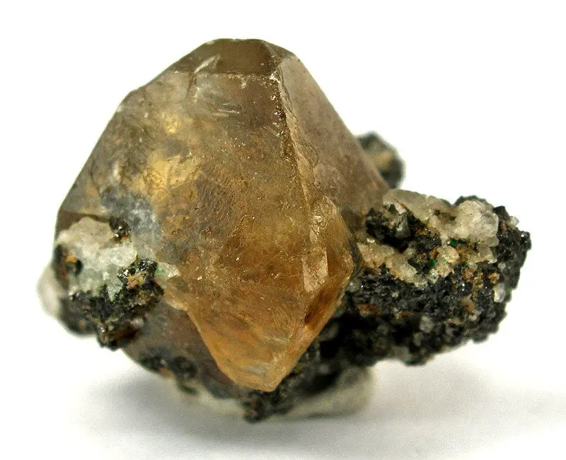 File:Scheelite-rare08-2-25a.jpg